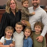 A Single Father Battled to Adopt Five Siblings Under Seven Before They Could Be Split Apart – The Judge Became…