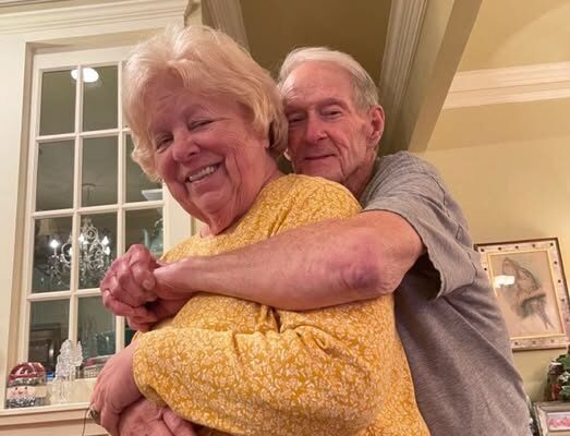 I Took This Photo on My Parents’ 56th Wedding Anniversary… But Minutes Later, My Father Pulled Me Aside and Told…